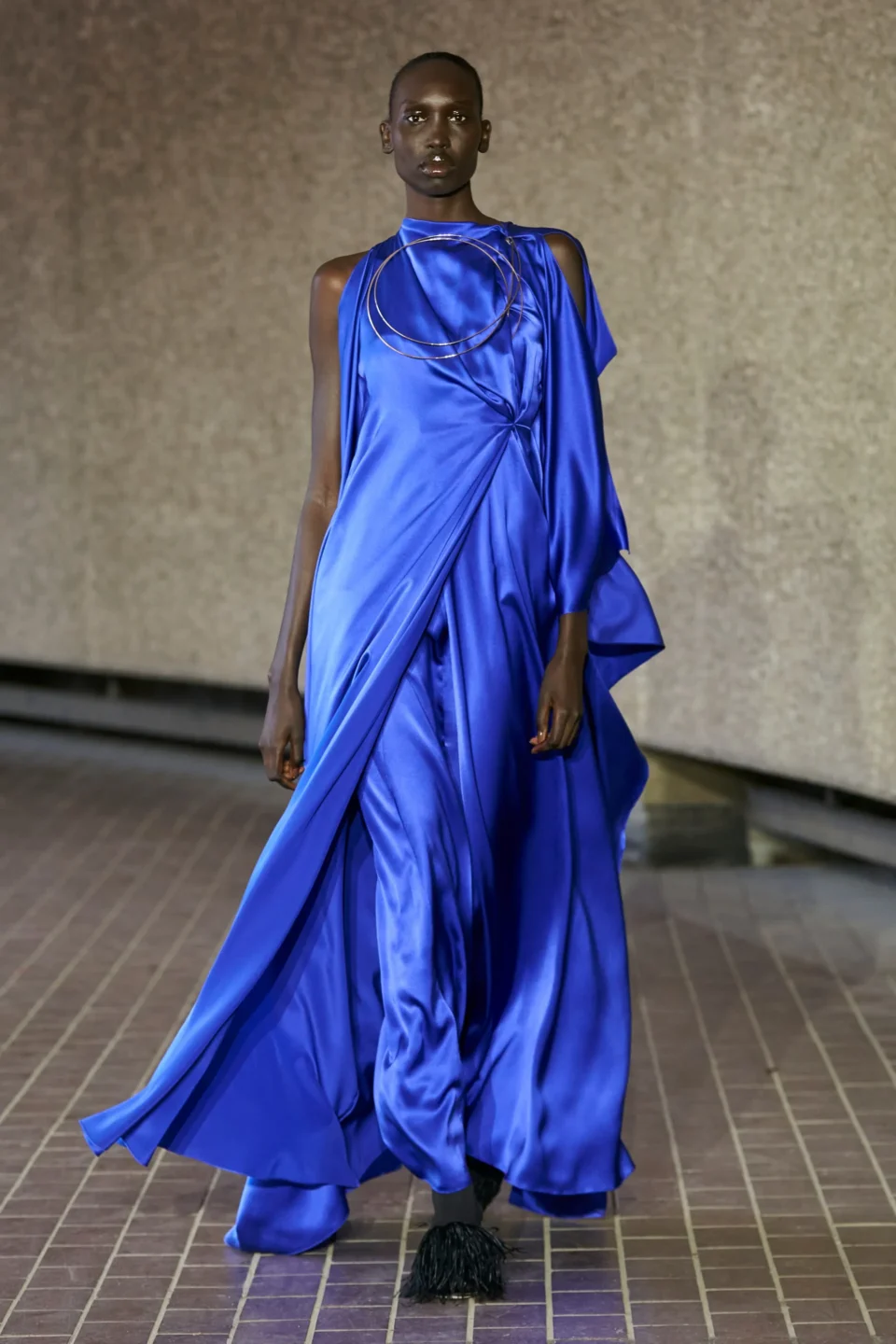 00004-roksanda-spring-2024-ready-to-wear-credit-gorunway