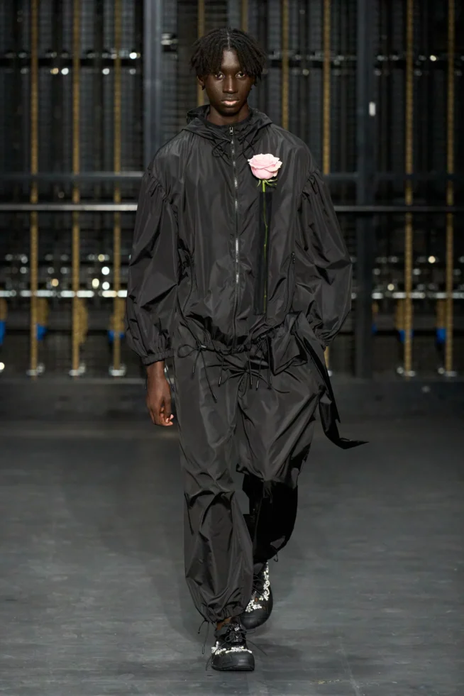 00004-simone-rocha-spring-2024-ready-to-wear-credit-gorunway