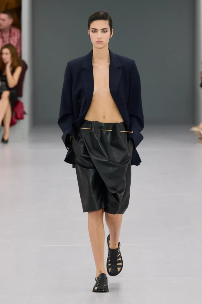 00004—loewe-spring-2024-ready-to-wear-credit-gorunway