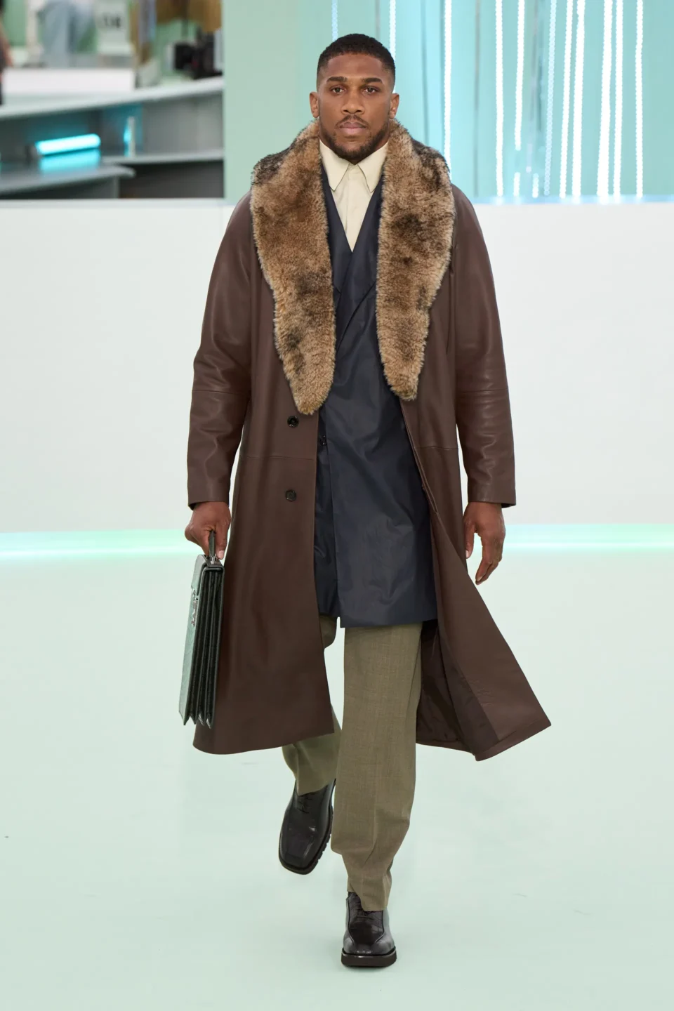 00005-boss-fall-2023-ready-to-wear-credit-gorunway
