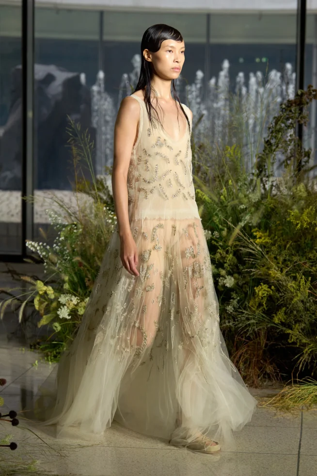 00005-jason-wu-collection-spring-2024-ready-to-wear-credit-gorunway