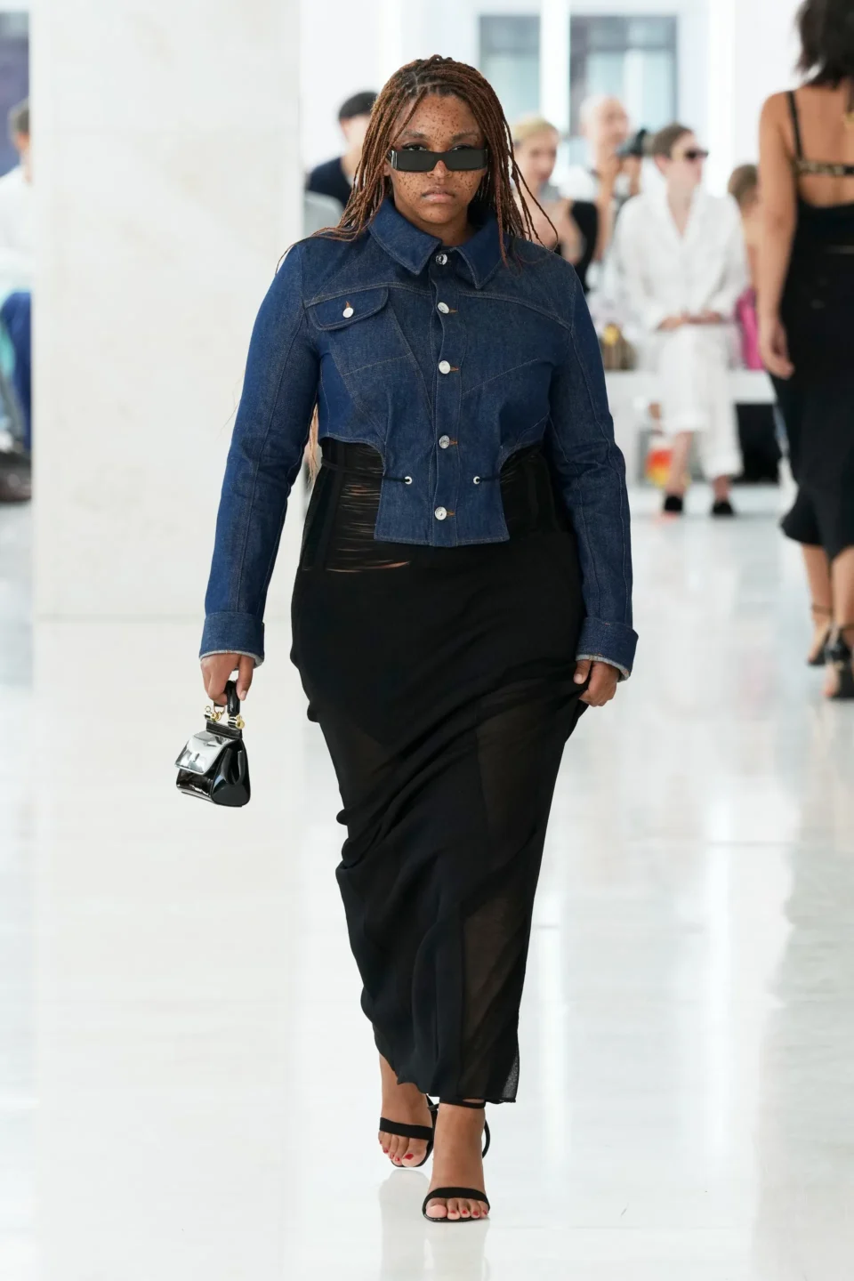 00005-karoline-vitto-spring-2024-ready-to-wear-credit-gorunway
