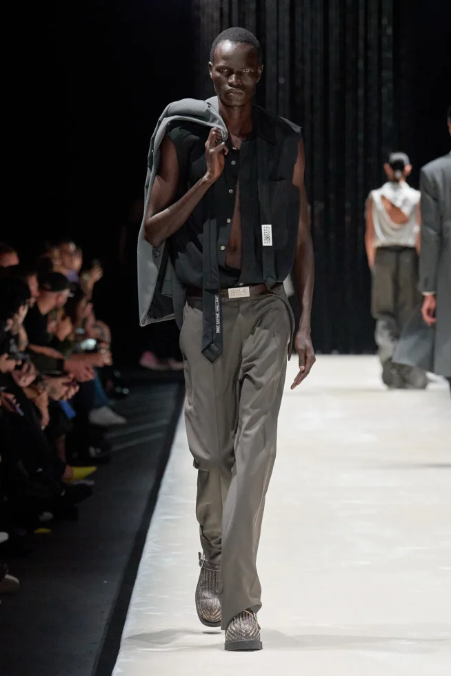 00005-mm6-maison-margiela-spring-2024-ready-to-wear-credit-gorunway