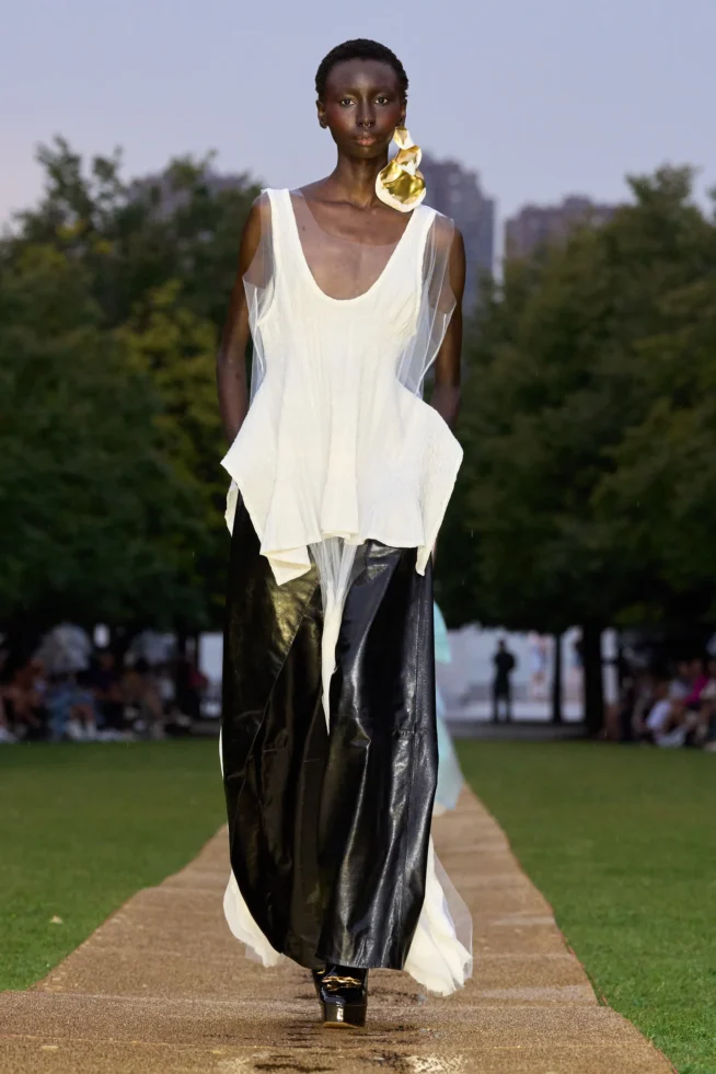 00005-prabal-gurung-spring-2024-ready-to-wear-credit-gorunway
