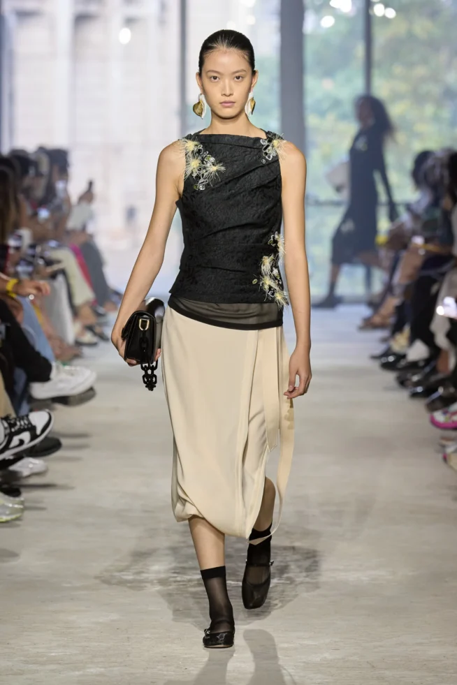 00006-3-1-phillip-lim-spring-2024-ready-to-wear-credit-gorunway