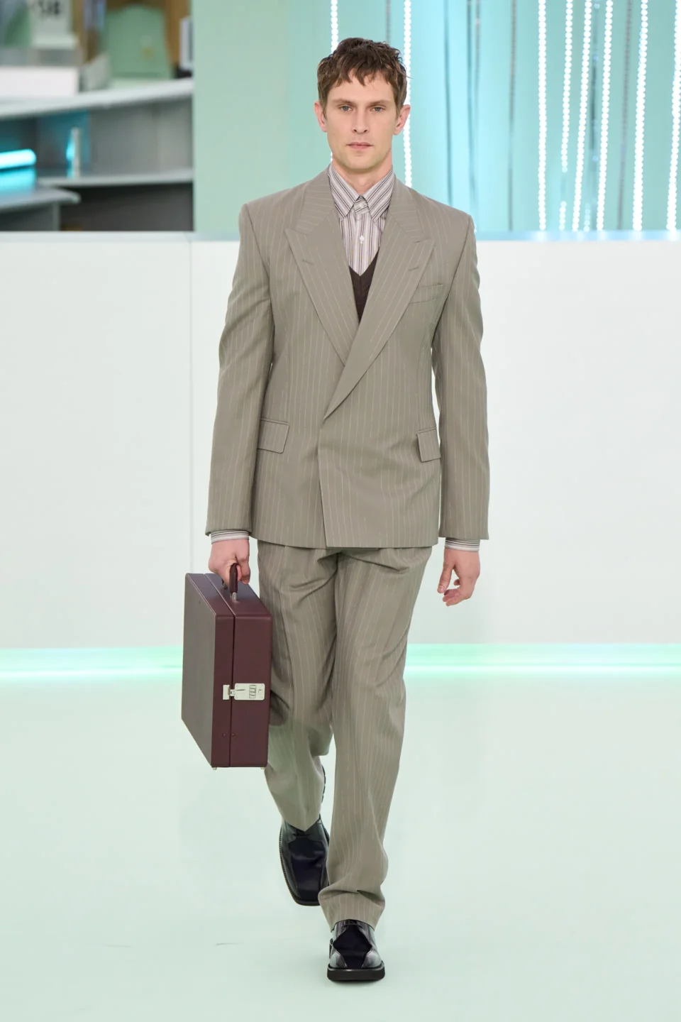 00006-boss-fall-2023-ready-to-wear-credit-gorunway