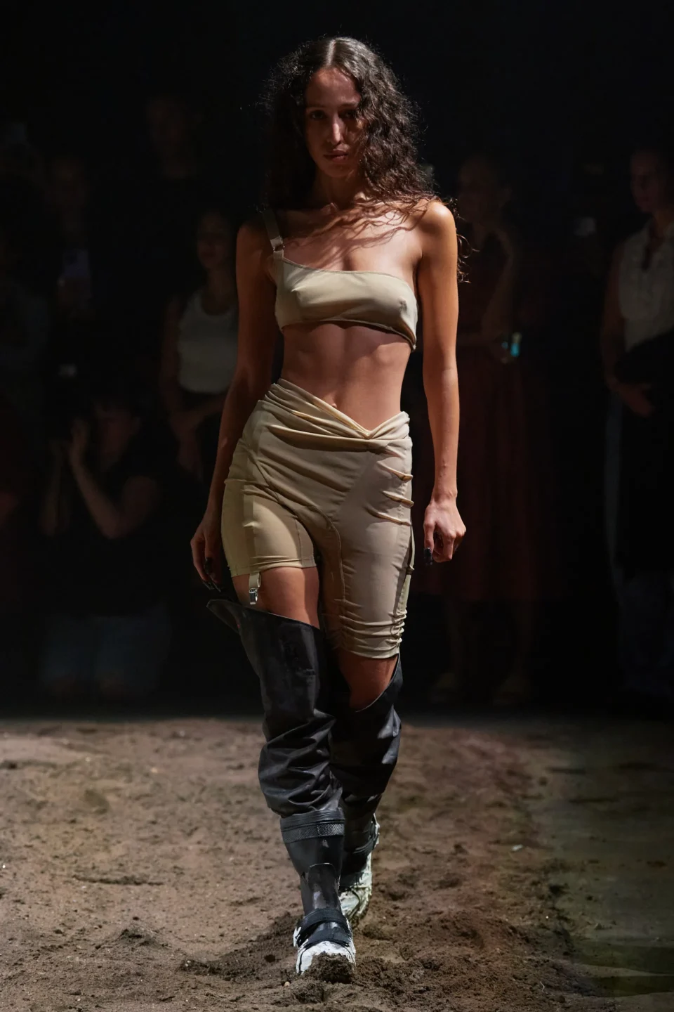 00006-elena-velez-spring-2024-ready-to-wear-credit-gorunway