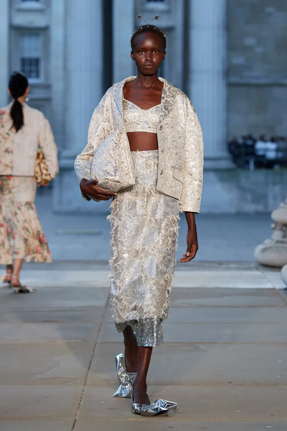 00006-erdem-spring-2024-ready-to-wear-credit-gorunway