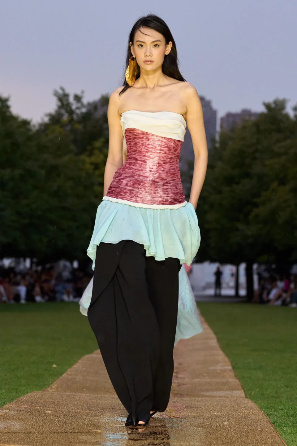 00006-prabal-gurung-spring-2024-ready-to-wear-credit-gorunway