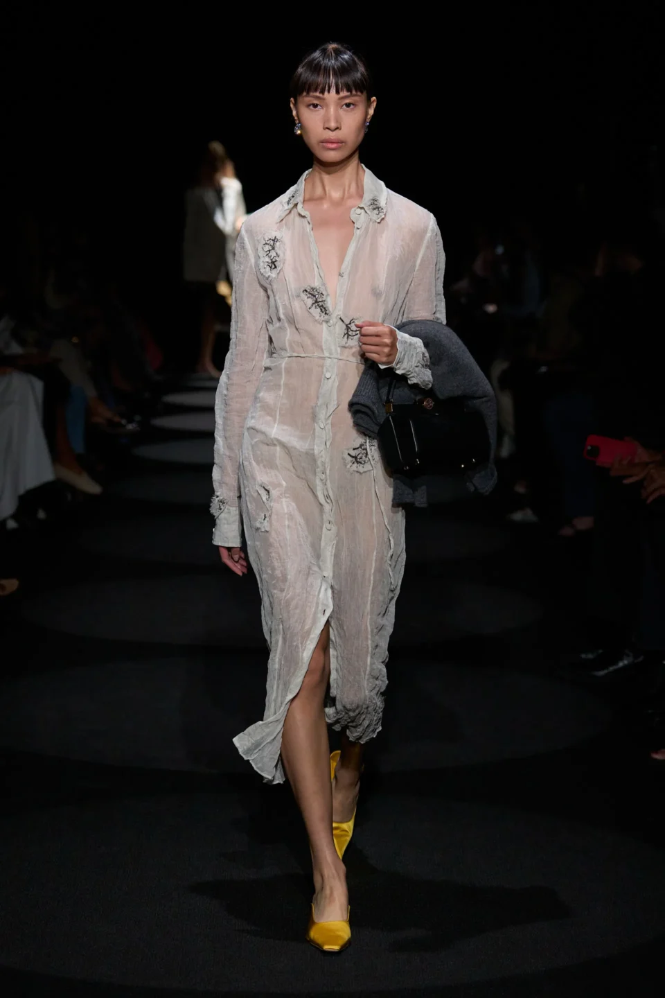 00007-altuzarra-spring-2024-ready-to-wear-credit-gorunway