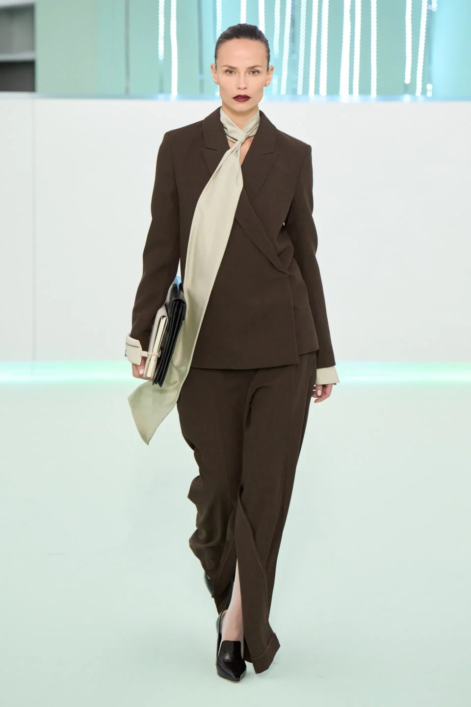 00007-boss-fall-2023-ready-to-wear-credit-gorunway