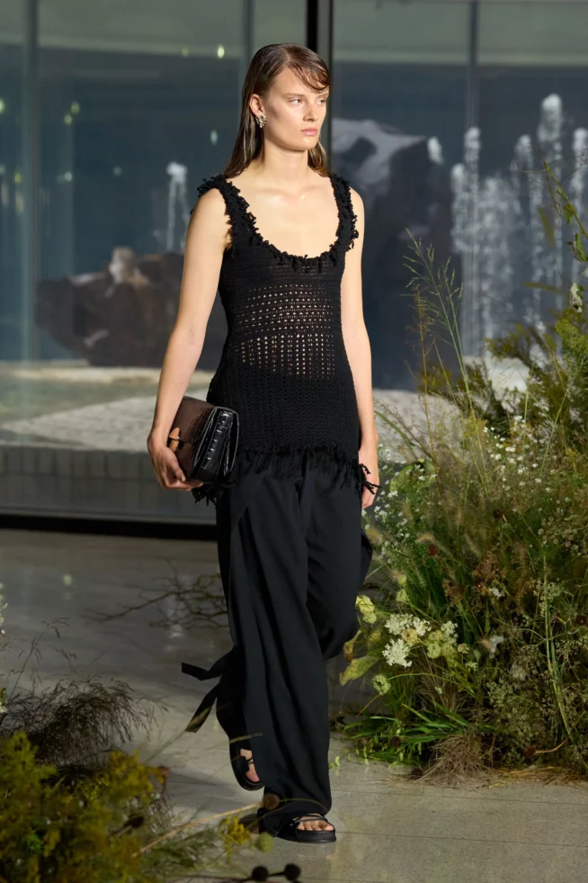 00007-jason-wu-collection-spring-2024-ready-to-wear-credit-gorunway