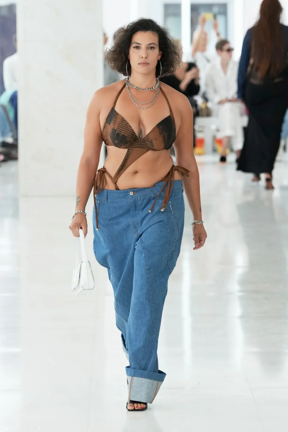 00007-karoline-vitto-spring-2024-ready-to-wear-credit-gorunway