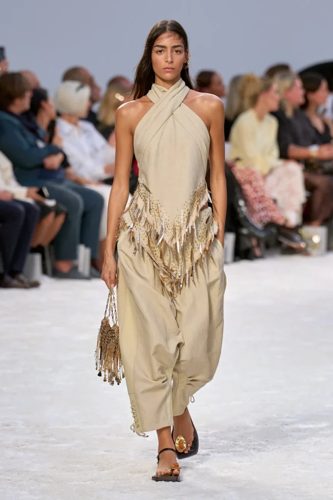 00007-rabanne-spring-2024-ready-to-wear-credit-gorunway
