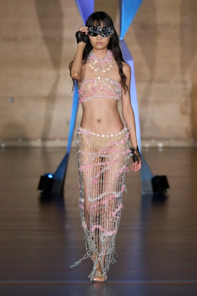 00007-susan-fang-spring-2024-ready-to-wear-credit-gorunway