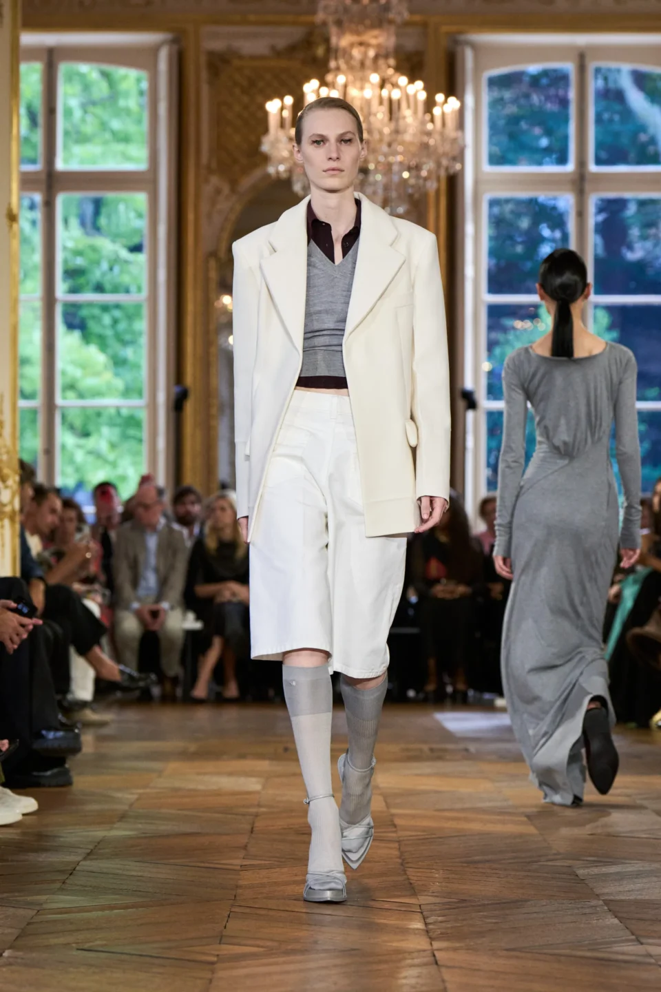00007-victoria-beckham-spring-2024-ready-to-wear-credit-gorunway
