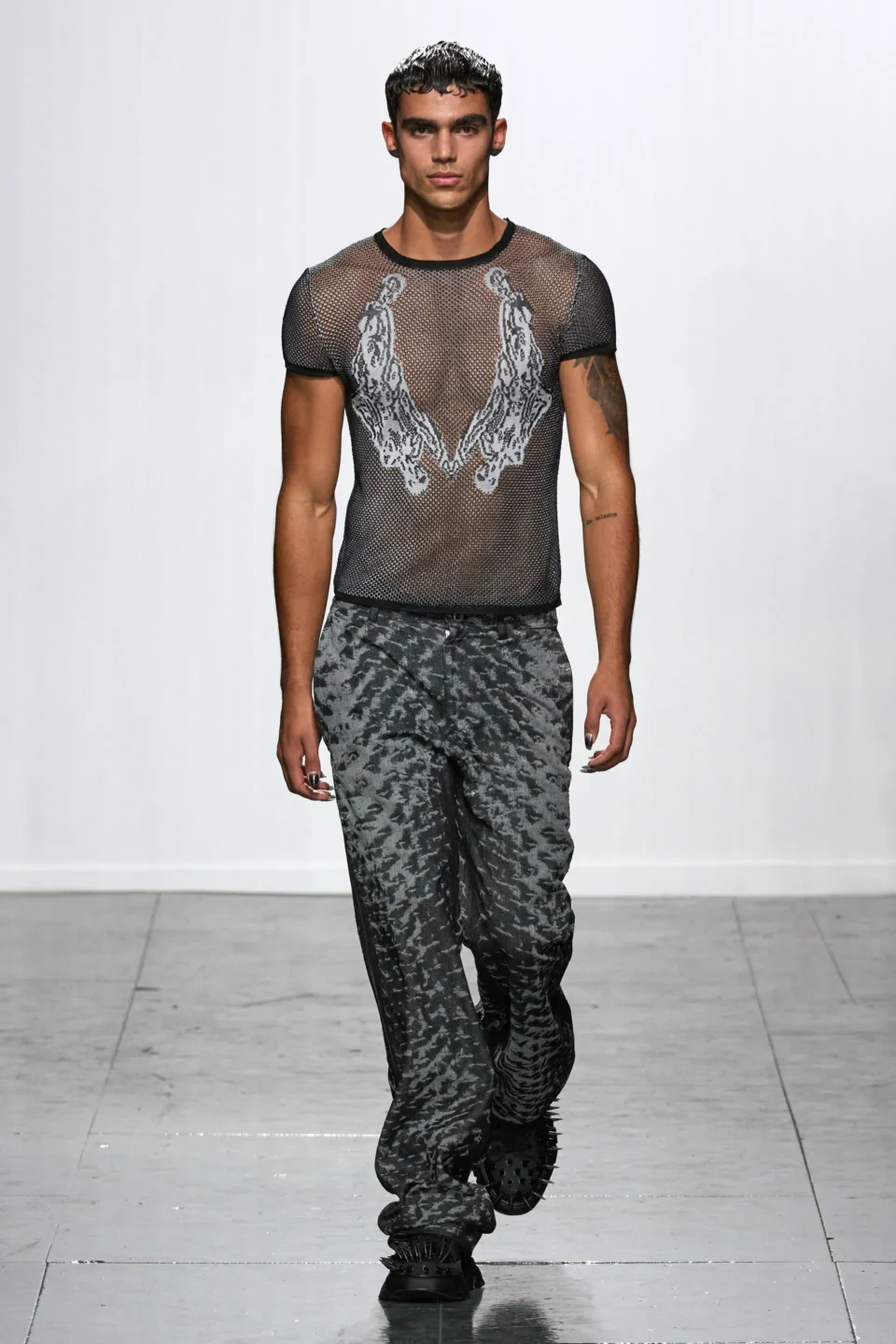 00008-chet-lo-spring-2024-ready-to-wear-credit-gorunway