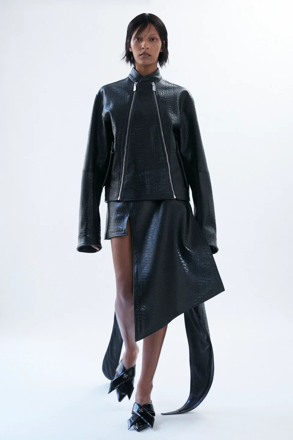 00008-gmbh-spring-2024-ready-to-wear-credit-brand