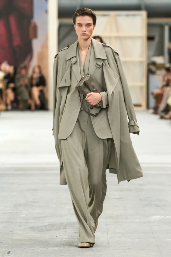 00008-tods-spring-2024-ready-to-wear-credit-gorunway
