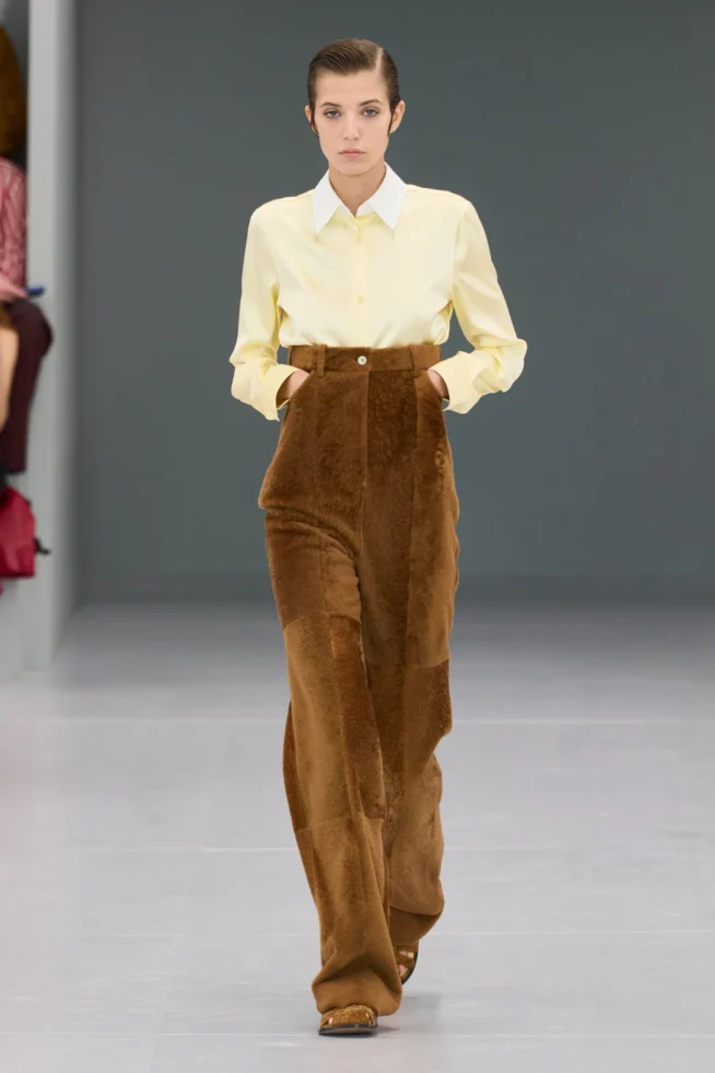 00008—loewe-spring-2024-ready-to-wear-credit-gorunway