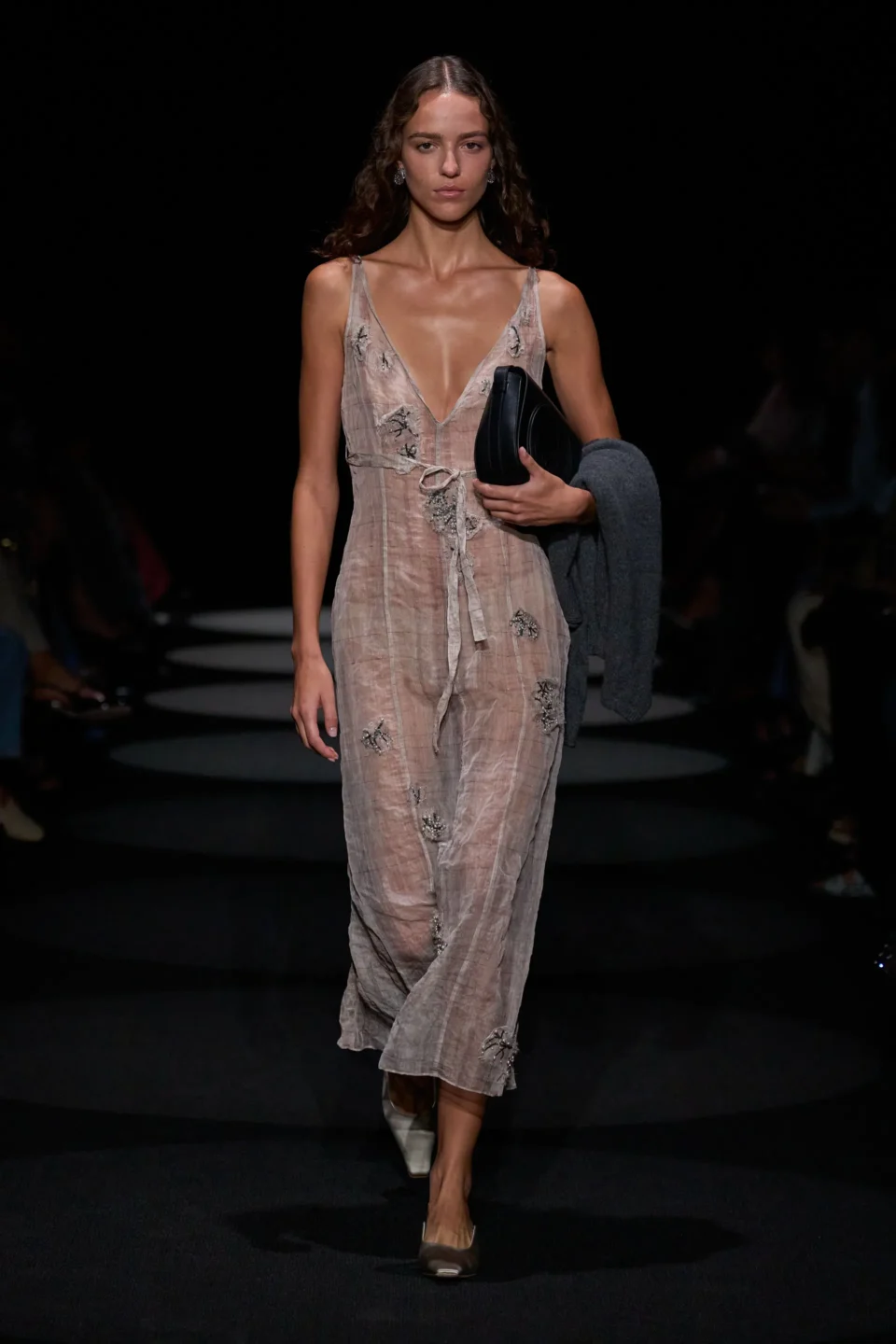 00009-altuzarra-spring-2024-ready-to-wear-credit-gorunway