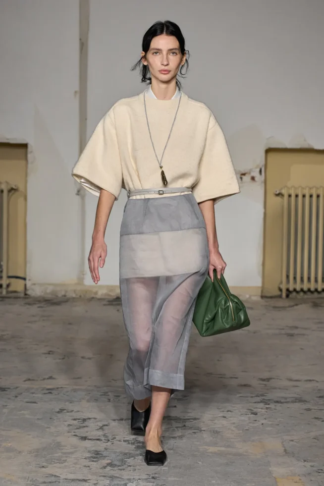 00009-carven-spring-2024-ready-to-wear-credit-gorunway