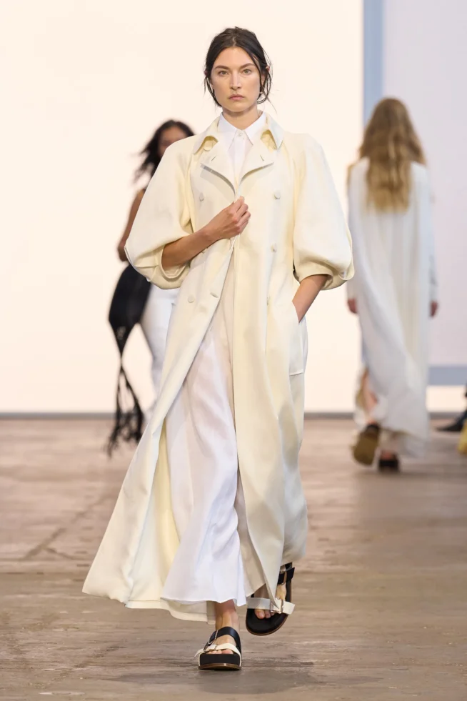00009-gabriela-hearst-spring-2024-ready-to-wear-details-credit-gorunway