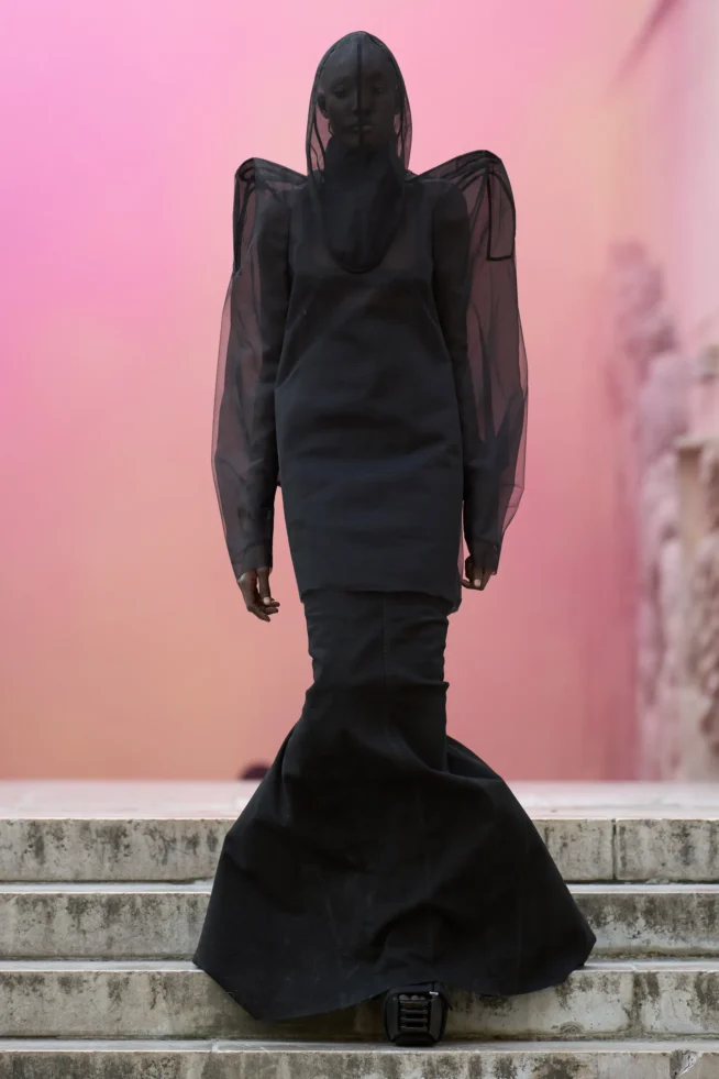 00009-rick-owens-spring-2024-ready-to-wear-credit-gorunway