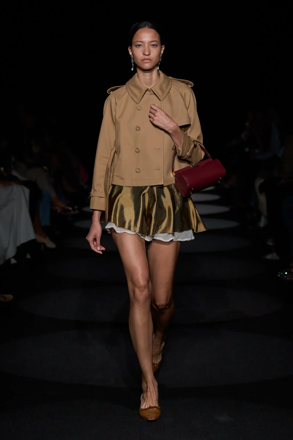 00010-altuzarra-spring-2024-ready-to-wear-credit-gorunway