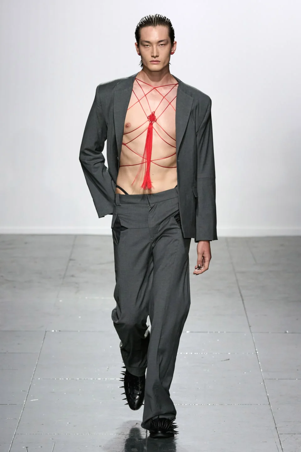 00010-chet-lo-spring-2024-ready-to-wear-credit-gorunway