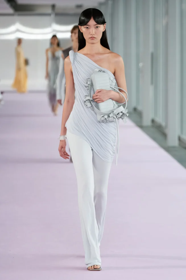 00010-del-core-spring-2024-ready-to-wear-credit-gorunway