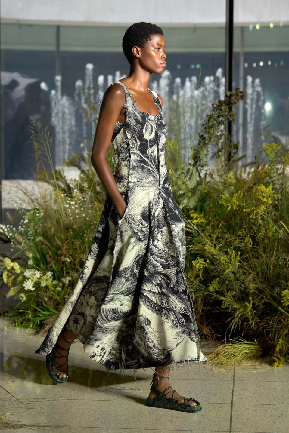 00010-jason-wu-collection-spring-2024-ready-to-wear-credit-gorunway