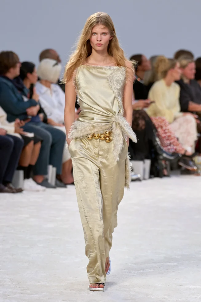 00010-rabanne-spring-2024-ready-to-wear-credit-gorunway
