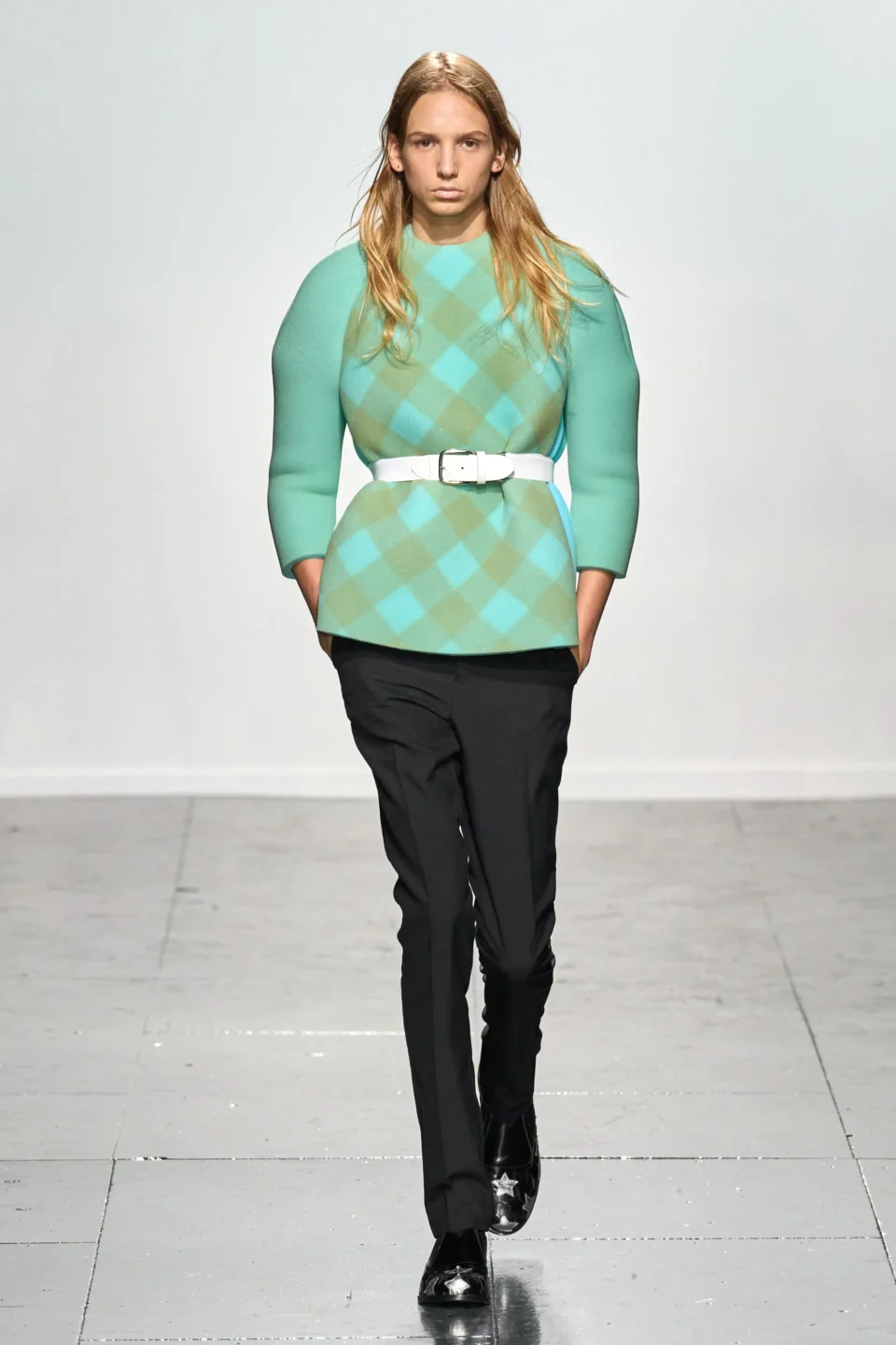 00010-stefan-cook-spring-2024-RTW-credit-gorunway