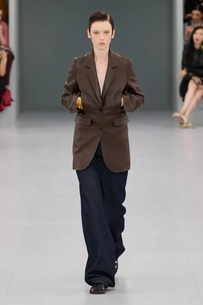 00010—loewe-spring-2024-ready-to-wear-credit-gorunway