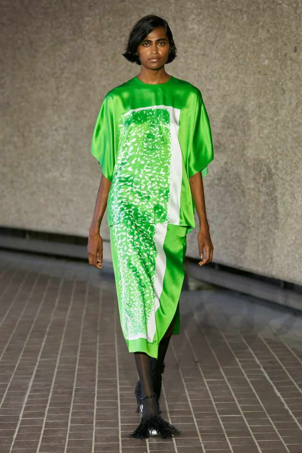 00011-roksanda-spring-2024-ready-to-wear-credit-gorunway