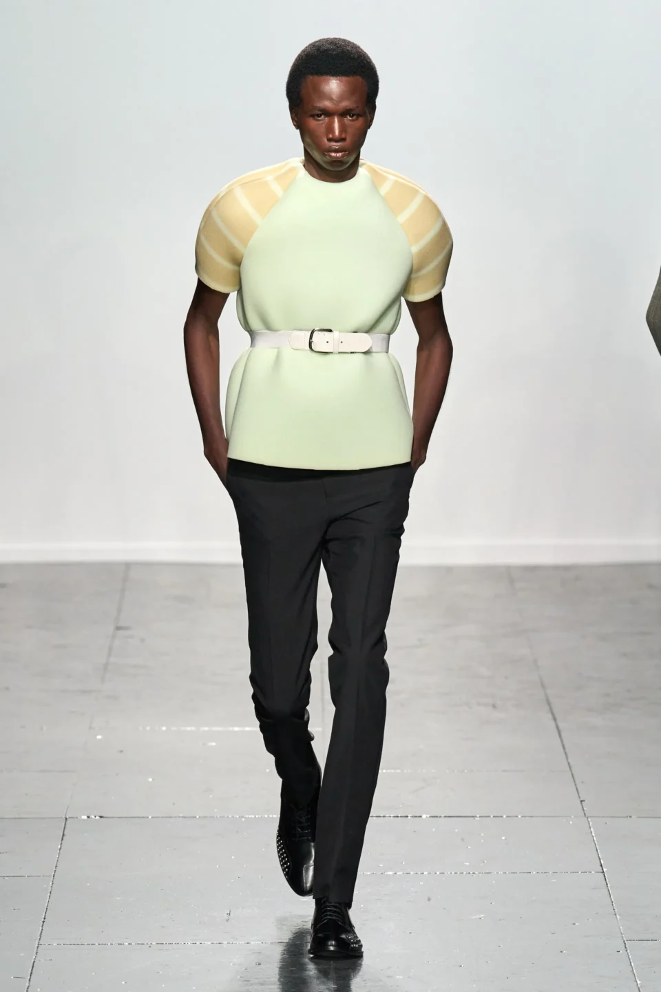 00011-stefan-cook-spring-2024-RTW-credit-gorunway