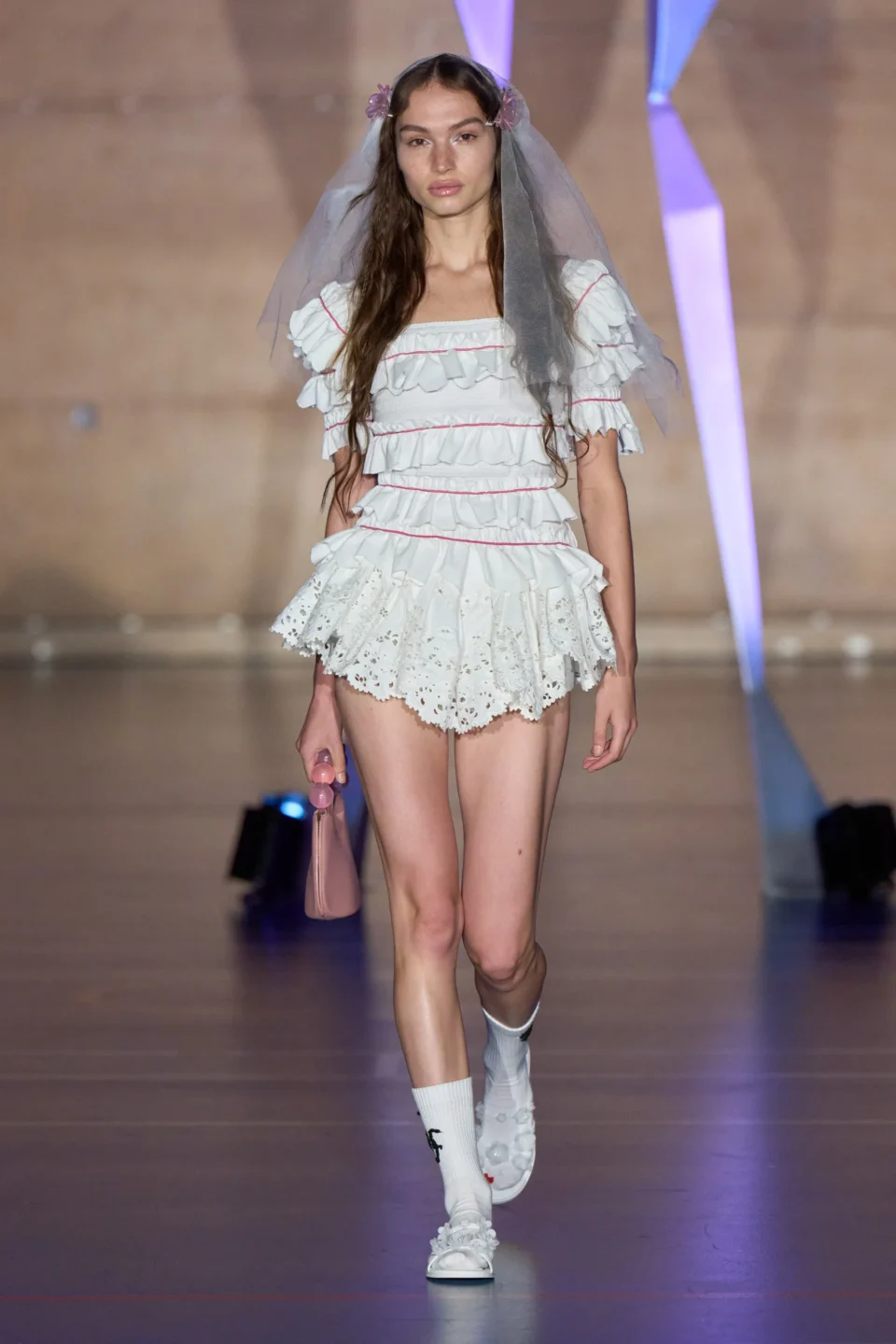 00011-susan-fang-spring-2024-ready-to-wear-credit-gorunway