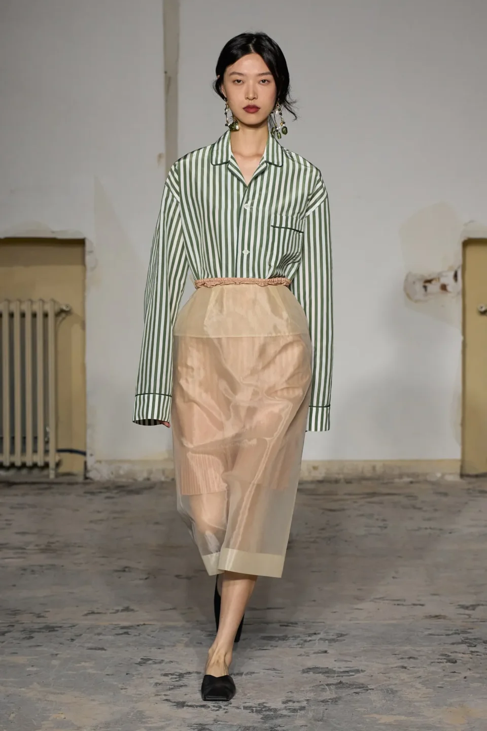 00012-carven-spring-2024-ready-to-wear-credit-gorunway