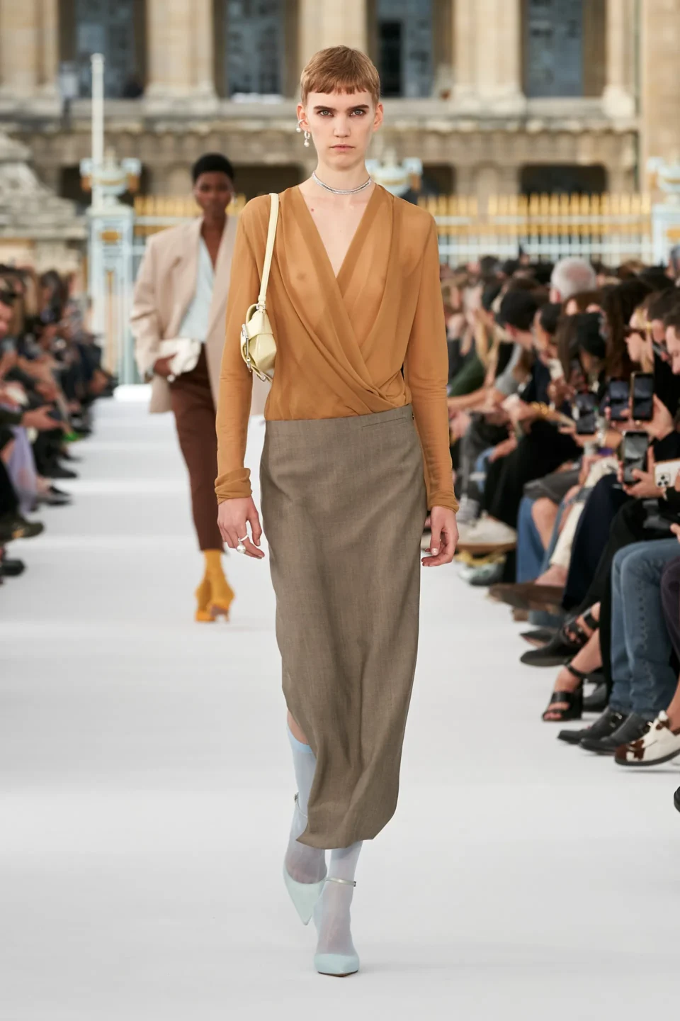 00012-givenchy-spring-2024-ready-to-wear-credit-gorunway