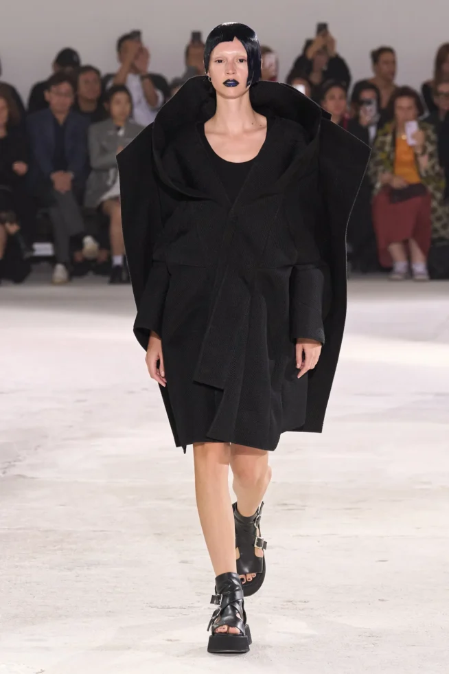 00012-junya-watanabe-spring-2024-ready-to-wear-credit-gorunway