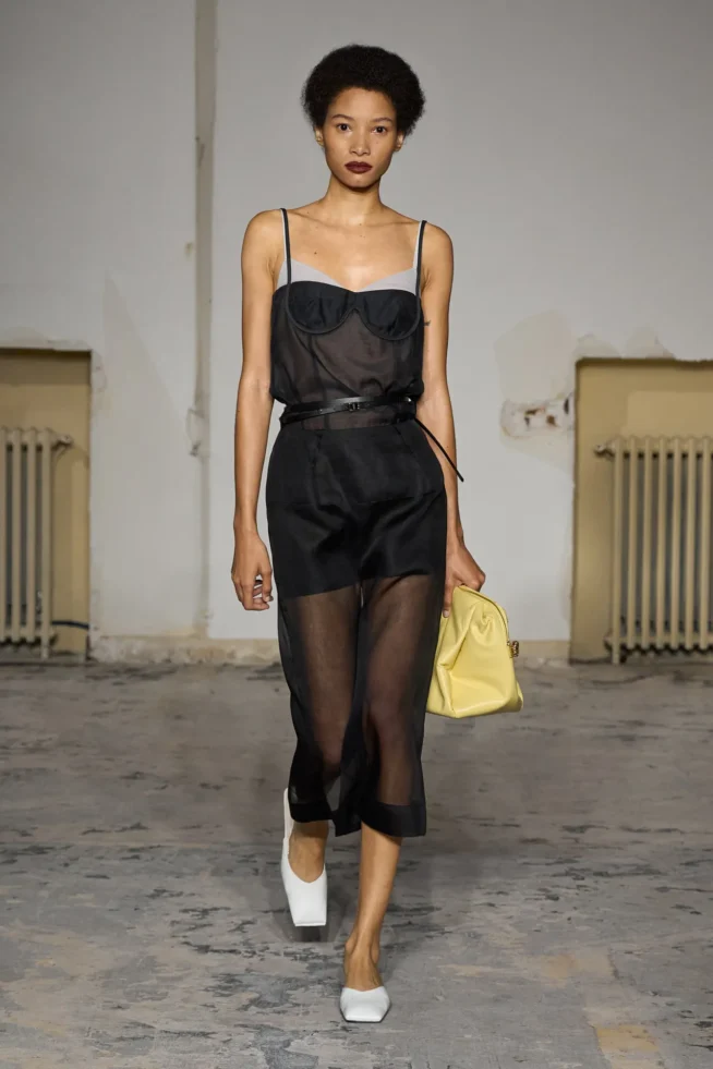 00013-carven-spring-2024-ready-to-wear-credit-gorunway