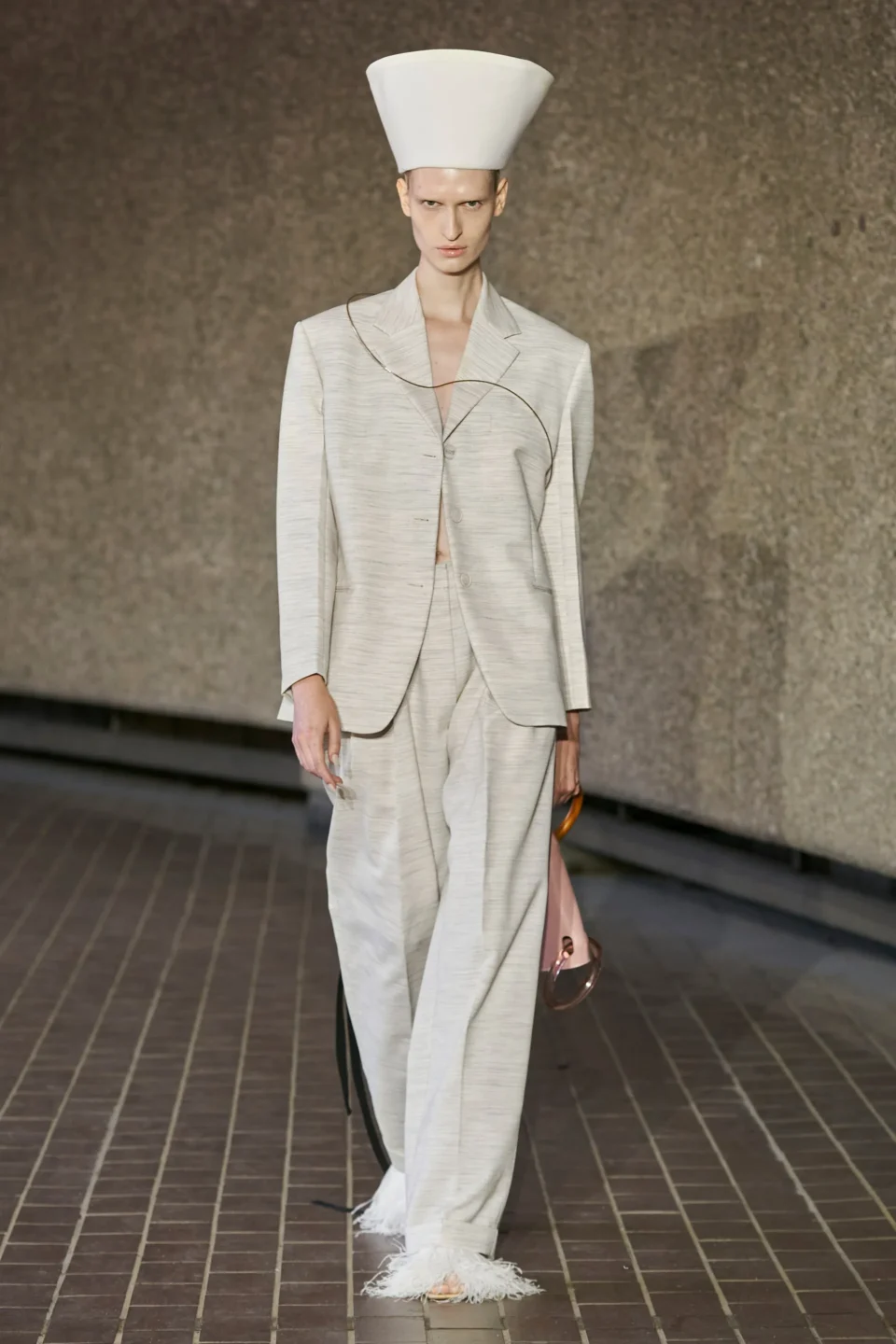 00013-roksanda-spring-2024-ready-to-wear-credit-gorunway