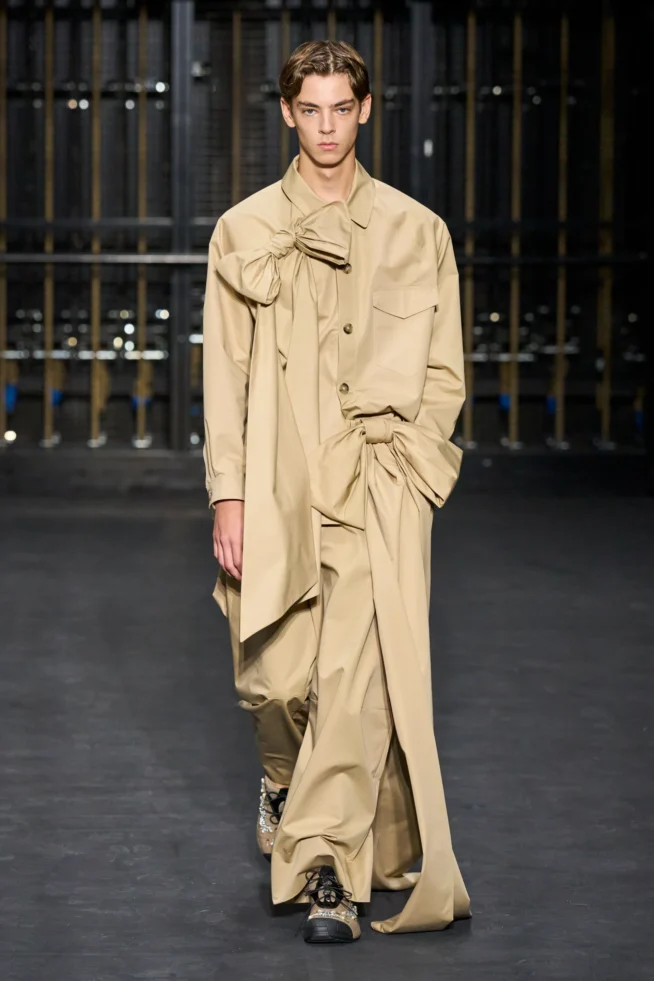 00013-simone-rocha-spring-2024-ready-to-wear-credit-gorunway