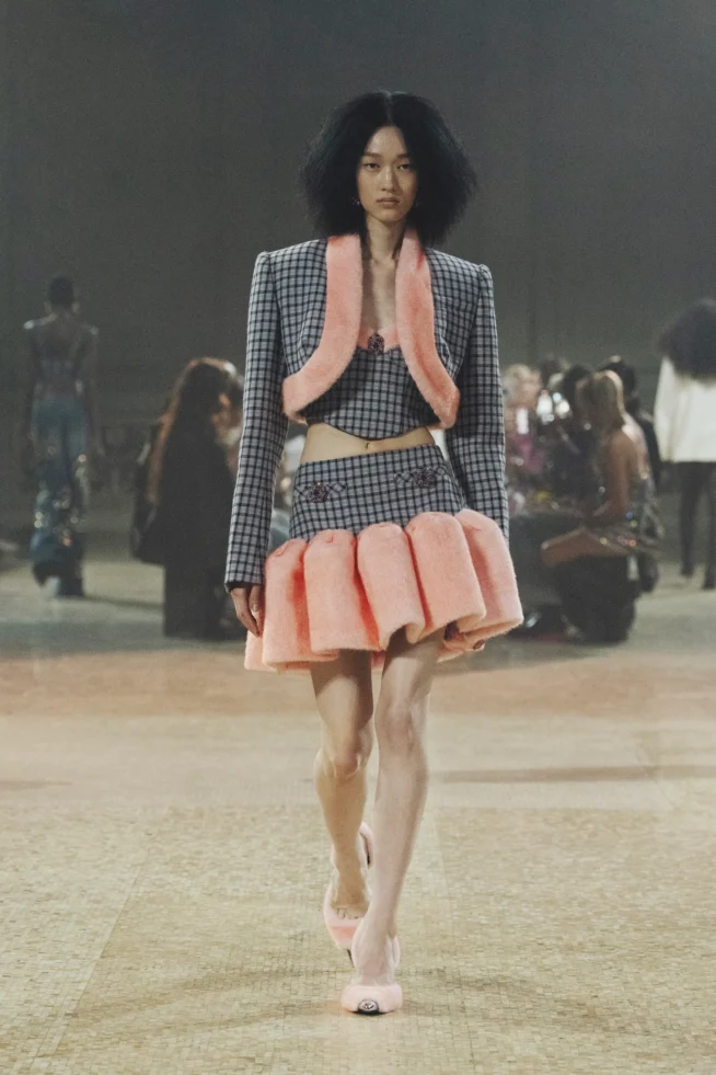 00014-area-fall-2023-ready-to-wear-and-couture-Credit-brand
