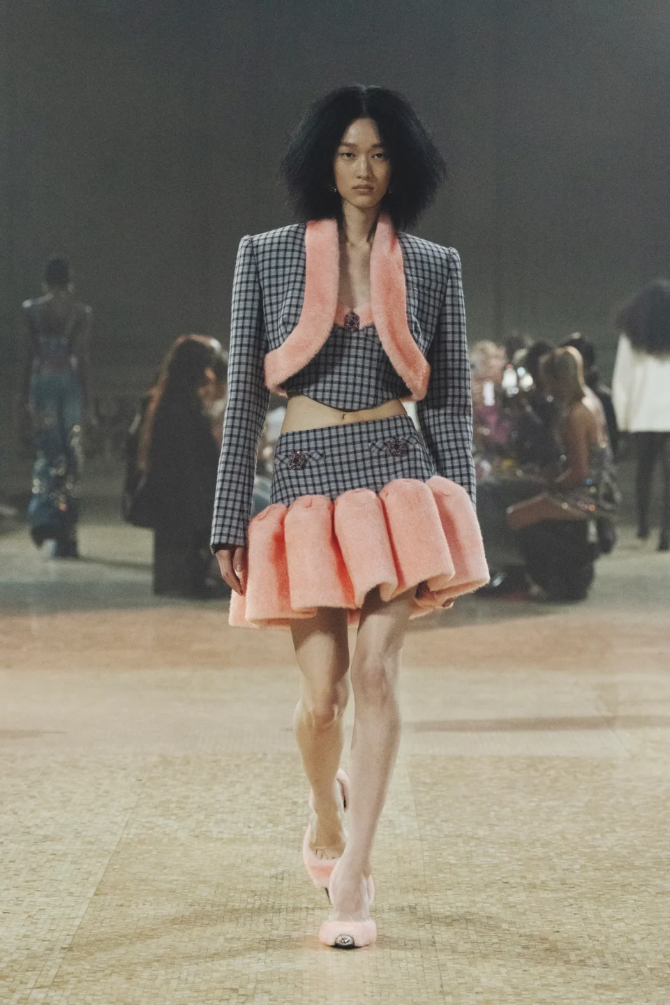 00014-area-fall-2023-ready-to-wear-and-couture-Credit-brand