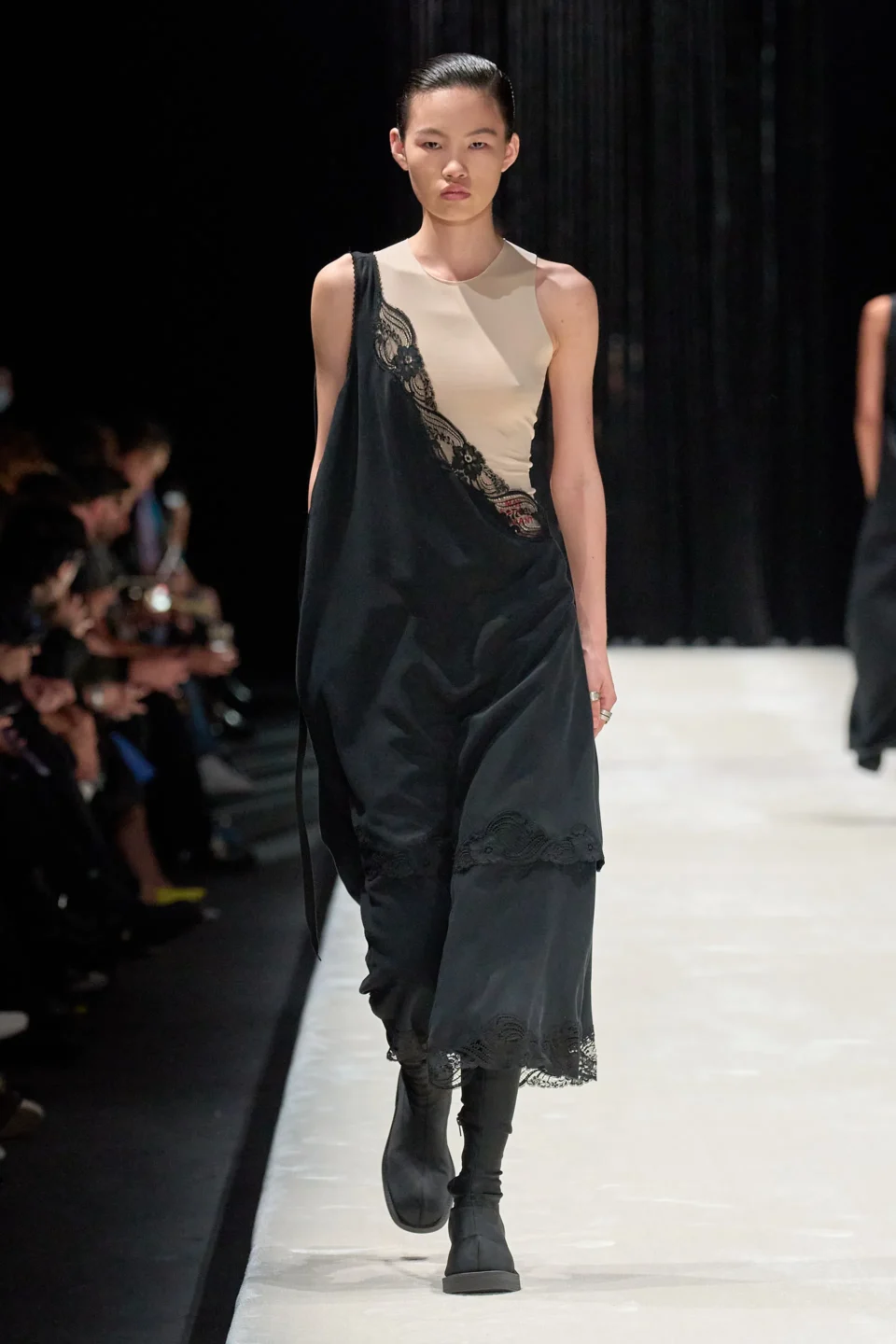 00014-mm6-maison-margiela-spring-2024-ready-to-wear-credit-gorunway