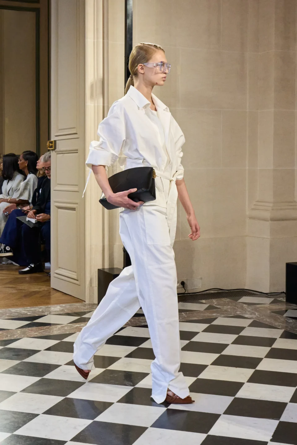 00014-victoria-beckham-spring-2024-ready-to-wear-credit-gorunway