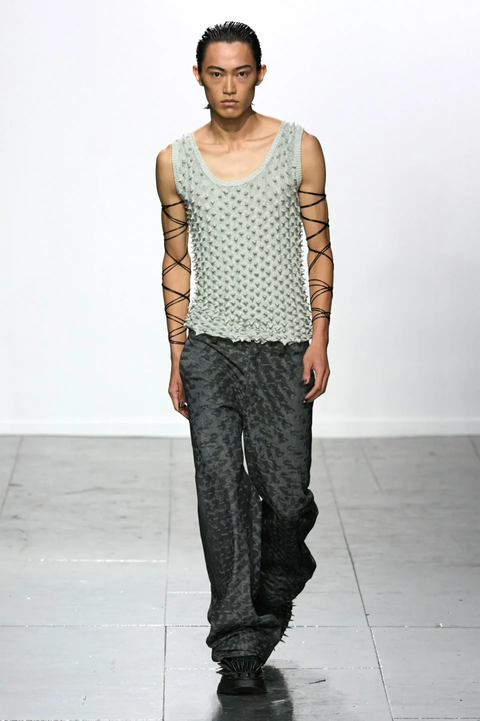00015-chet-lo-spring-2024-ready-to-wear-credit-gorunway