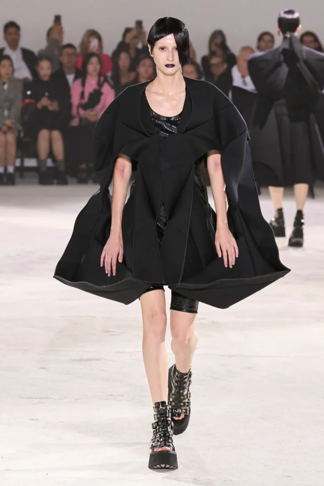 00015-junya-watanabe-spring-2024-ready-to-wear-credit-gorunway